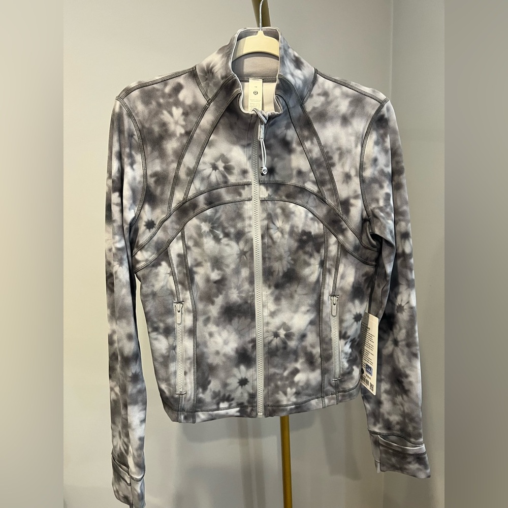NWT LULULEMON DEFINE CROPPED JACKET NULU